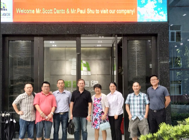 合影.jpg 合影.jpg